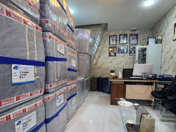 7b380128-ca3d-4dd5-915b-923a90911780-min